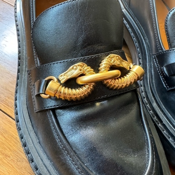 Tory Burch Jessa Lug Sole Loafers – Black Leather, Gold Horsebit, Size 7 - Picture 5 of 9